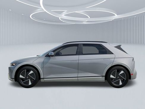 New 2026 Hyundai Ioniq 5 Limited image 3