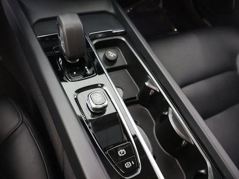 Used 2024 Volvo S60 B5 Core image 52