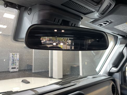 Used 2025 Jeep Wrangler Sport S image 29