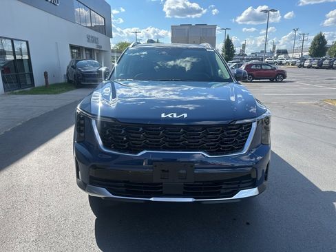 New 2026 Kia Sorento S w/ S Panoramic Sunroof Package image 3