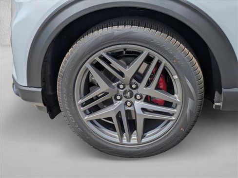 New 2026 Ford Explorer ST-Line w/ ST-Line Street Pack RWD image 16