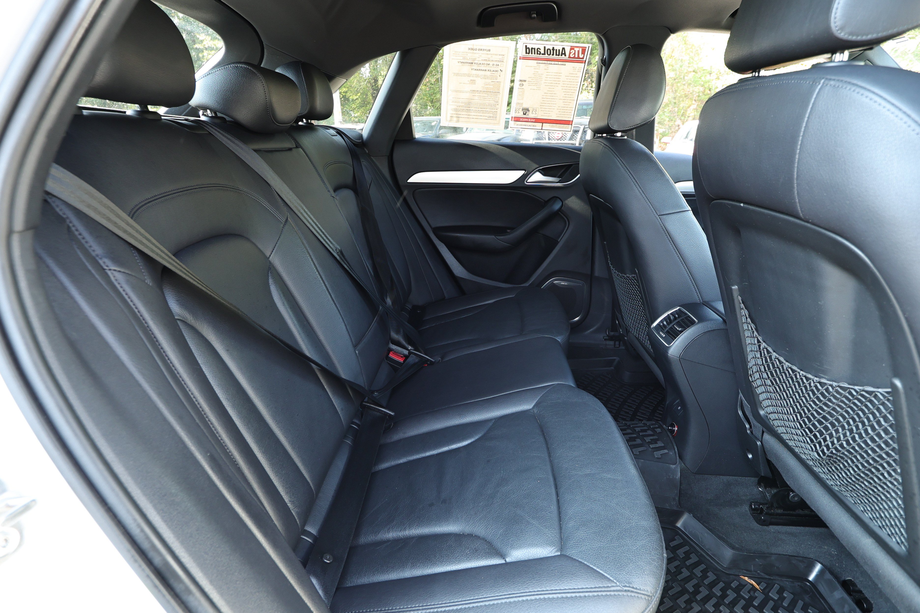 Used 2015 Audi Q3 2.0T Prestige w/ Prestige Package AWD/4WD image 31