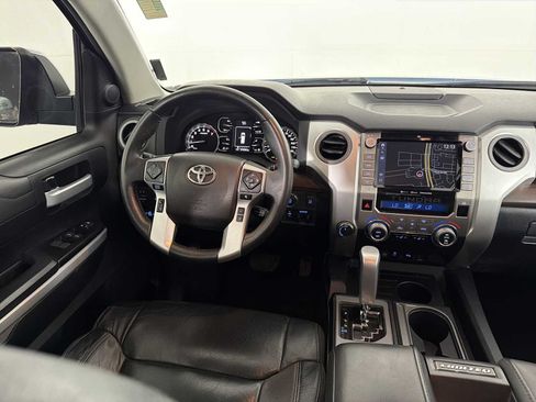 Used 2021 Toyota Tundra Limited w/ Limited Premium Package AWD/4WD image 19