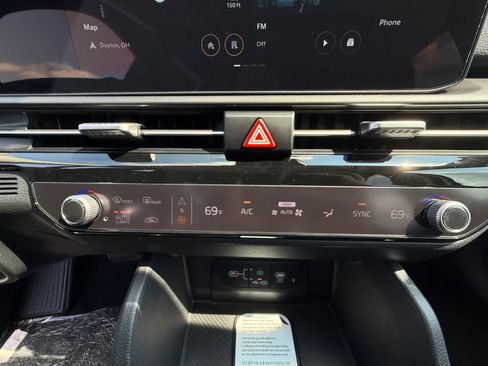 New 2026 Kia Sportage SX AWD/4WD image 17