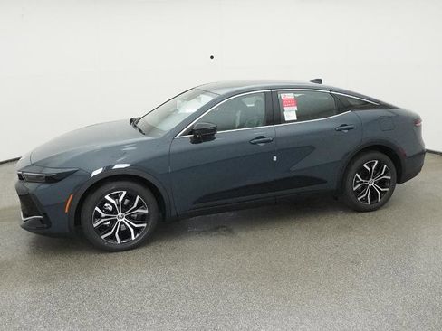 New 2026 Toyota Crown XLE image 2