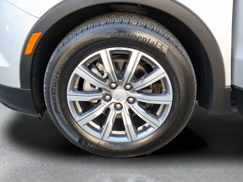 Used 2020 Cadillac XT4 Sport w/ Cold Weather Package image 9