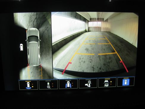 Used 2023 Chevrolet Tahoe LT w/ LT Signature Plus Package image 21