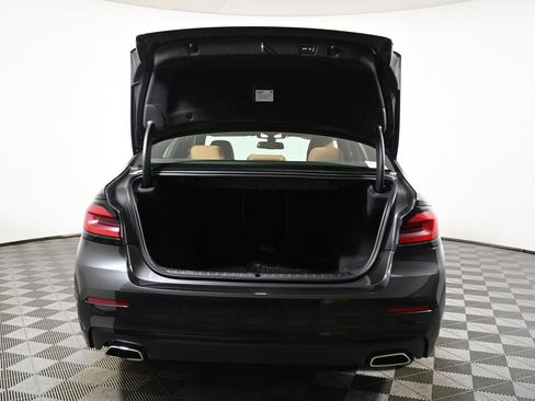 Certified 2023 BMW 530i xDrive w/ Premium Package image 38