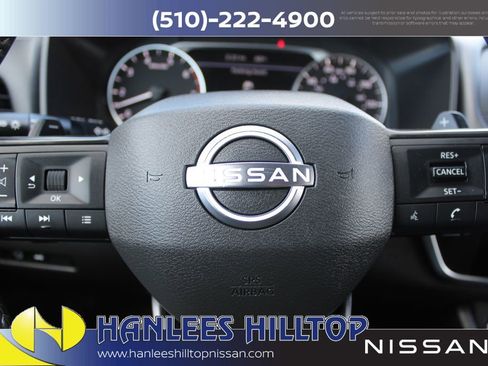 Used 2025 Nissan Rogue SV AWD/4WD image 28