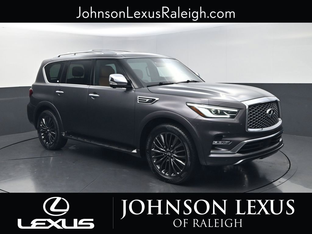 Used 2023 INFINITI QX80 Sensory w/ All-Season Package AWD/4WD image 3