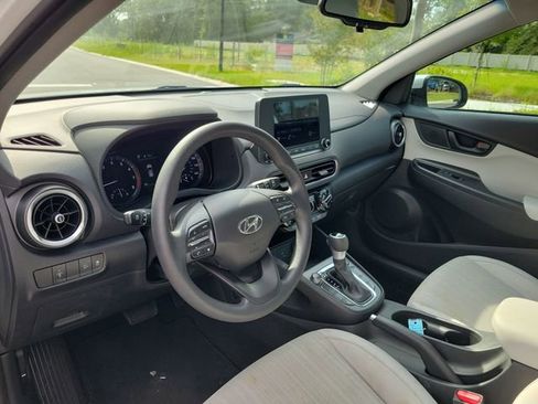 Used 2022 Hyundai Kona SEL FWD image 12