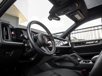 Certified 2024 Porsche Cayenne