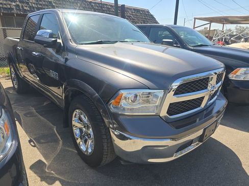 Used 2017 RAM 1500 Laramie AWD/4WD image 2