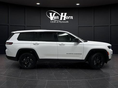 New 2025 Jeep Grand Cherokee L Limited w/ Luxury Tech Group II image 2