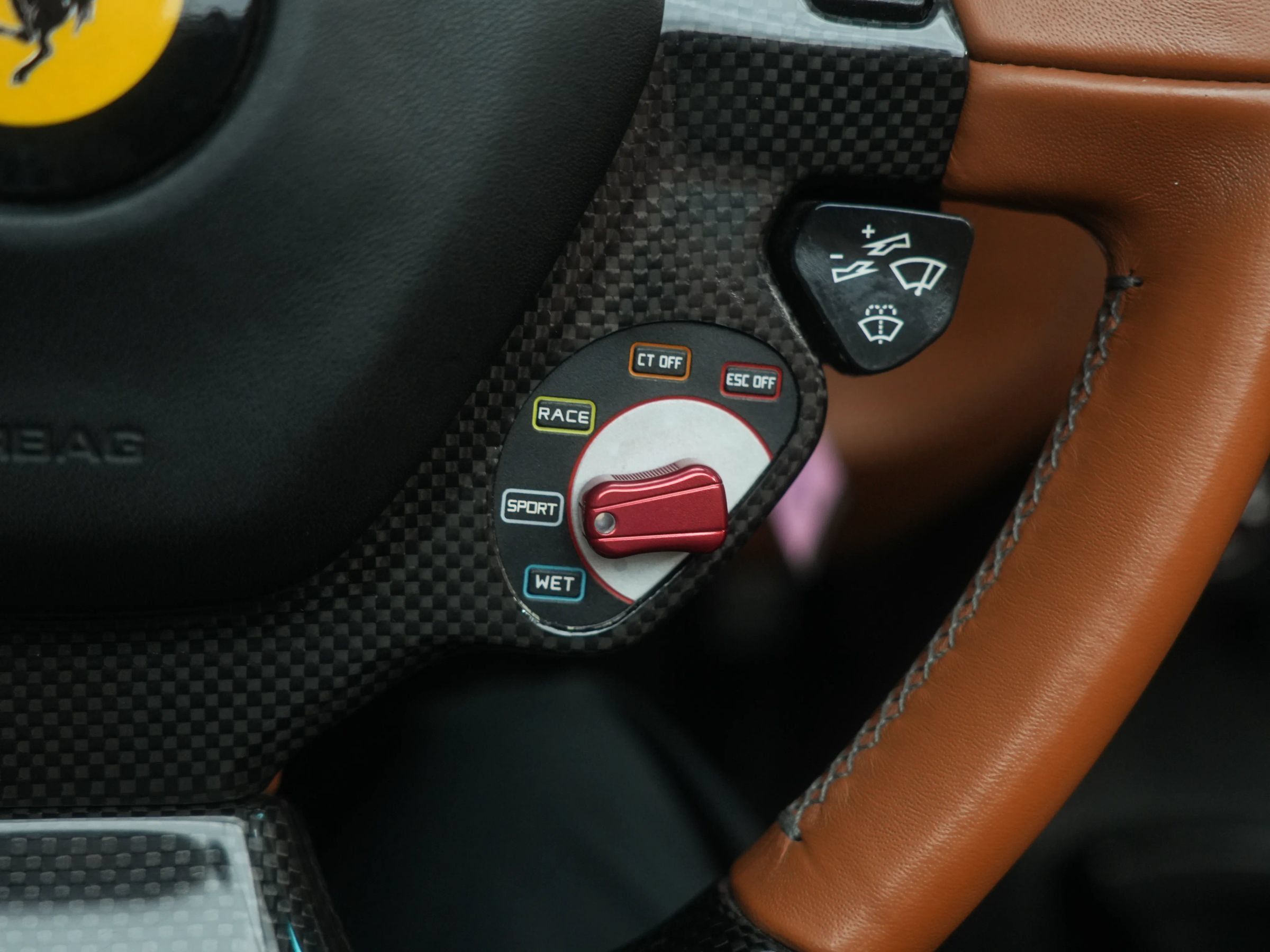 Used 2015 Ferrari 458 Spider RWD image 34