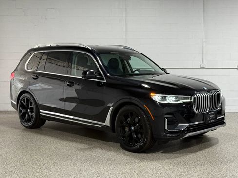 Used 2020 BMW X7 xDrive40i w/ Cold Weather Package AWD/4WD image 4