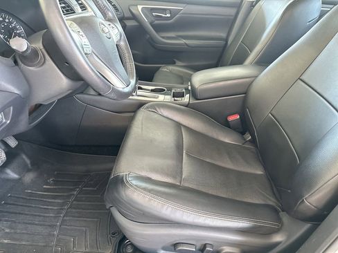 Used 2018 Nissan Altima 2.5 SL FWD image 13
