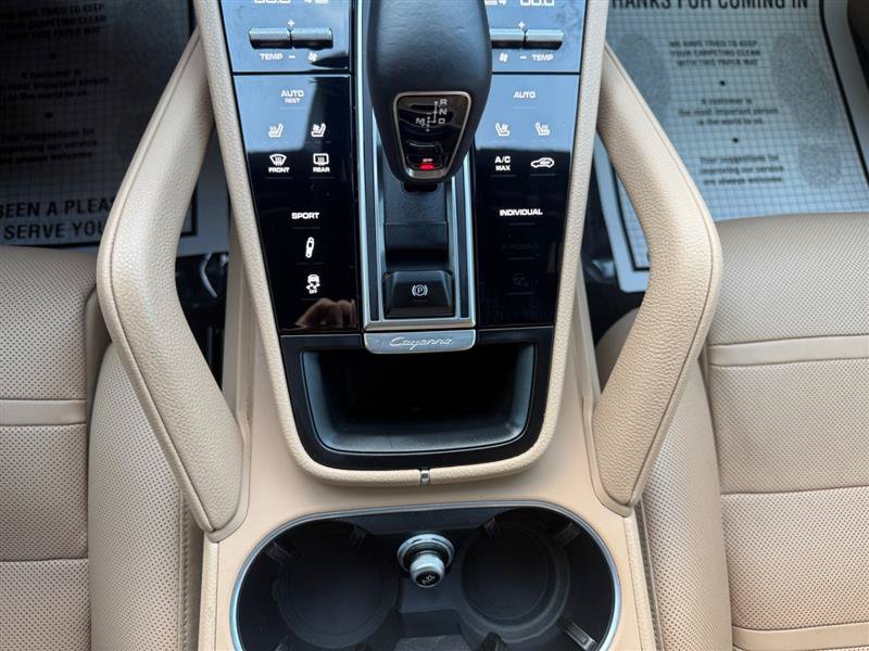 Used 2019 Porsche Cayenne AWD/4WD image 32