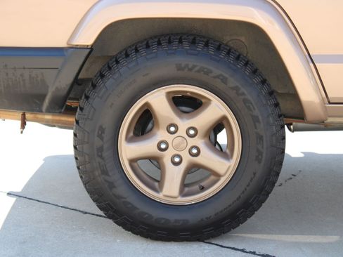 Used 1999 Jeep Cherokee Sport AWD/4WD image 39
