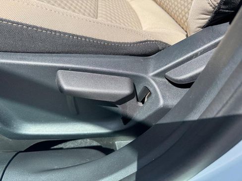 Used 2022 Ford Escape SE image 17