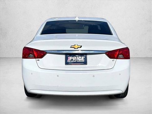 Used 2015 Chevrolet Impala LT w/ Convenience Package FWD image 4