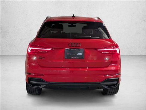 Certified 2025 Audi Q3 2.0T Premium image 7