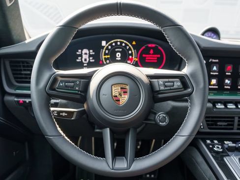 Certified 2025 Porsche 911 GT3 RWD image 21