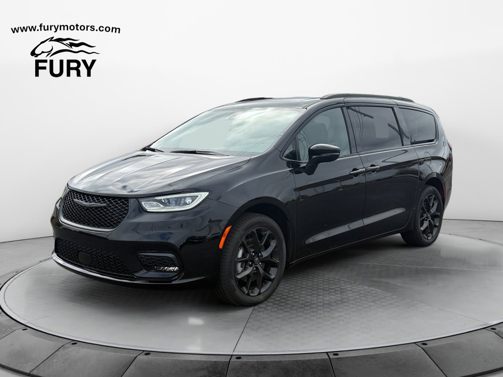 Used 2025 Chrysler Pacifica Limited AWD/4WD image 8