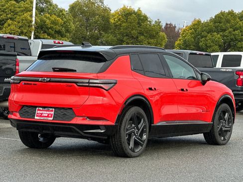 New 2026 Chevrolet Equinox EV RS image 4