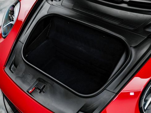 Used 2024 Porsche 911 Carrera w/ Premium Package image 82