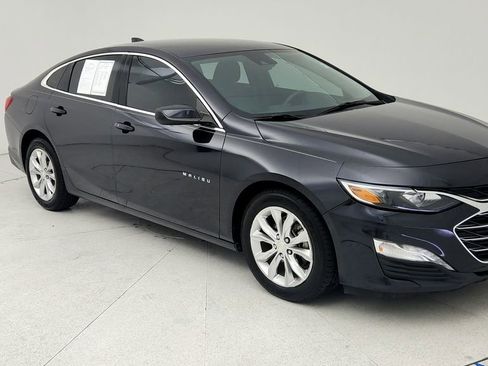 Used 2023 Chevrolet Malibu LT FWD image 1