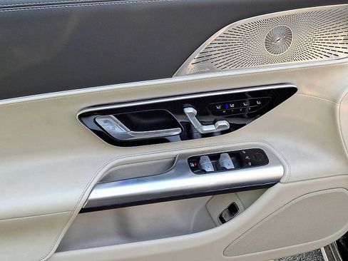 Certified 2022 Mercedes-Benz SL 55 AMG 4MATIC image 10