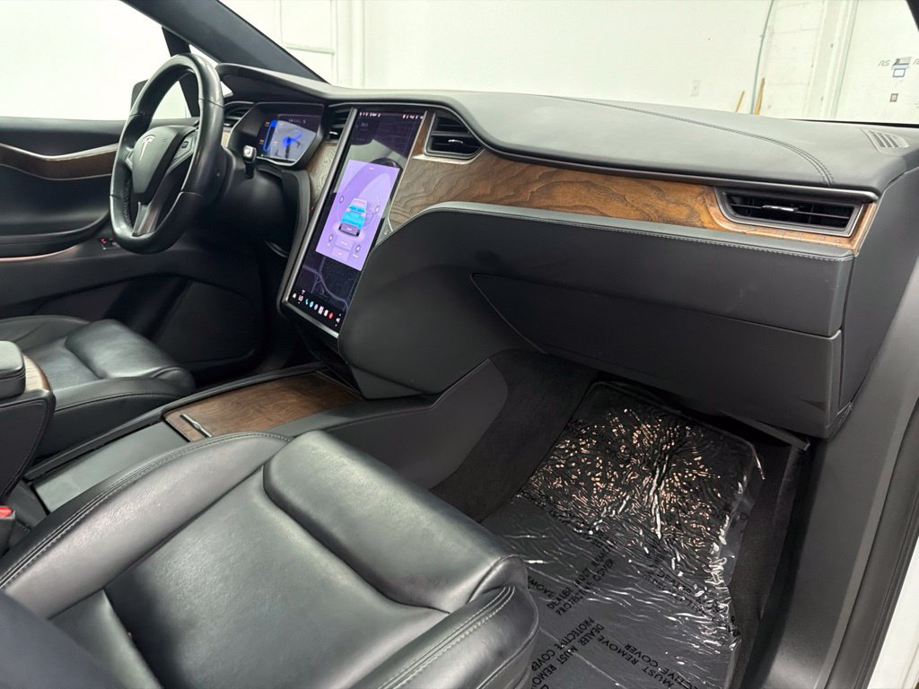 Used 2020 Tesla Model X Long Range AWD/4WD image 26