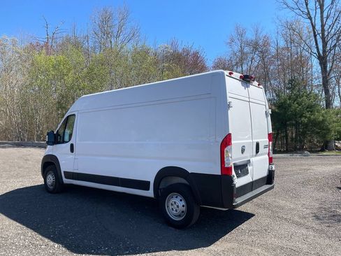 Used 2023 RAM ProMaster 2500 FWD image 8