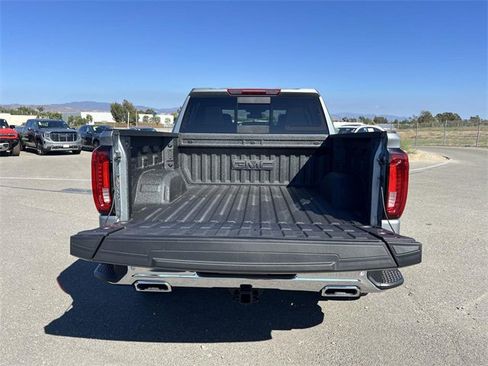 New 2026 GMC Sierra 1500 SLT w/ SLT Premium Plus Package image 30