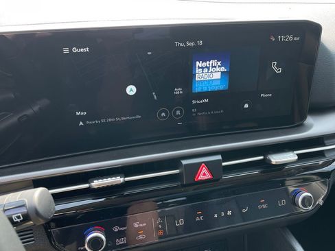 New 2026 Kia Sportage SX image 14