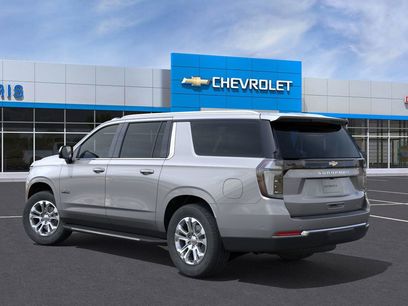 New 2026 Chevrolet Suburban LT w/ Comfort Package