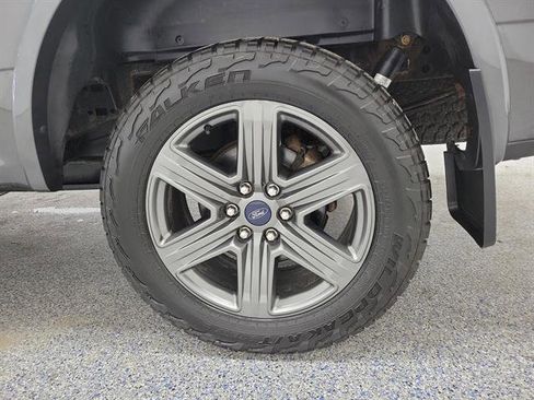 Used 2020 Ford F150 XLT w/ Equipment Group 302A Luxury AWD/4WD image 5