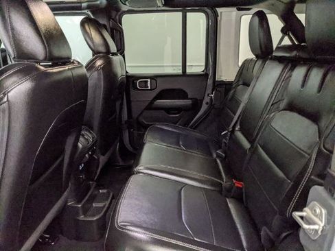 Used 2023 Jeep Wrangler Unlimited Sahara w/ Cold Weather Group image 25