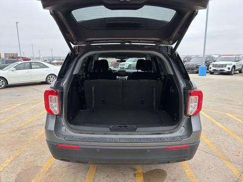 Used 2021 Ford Explorer XLT image 20