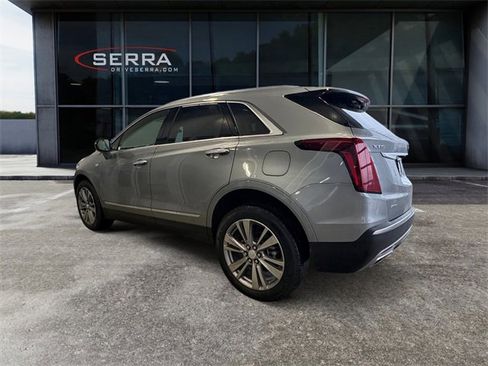 Certified 2025 Cadillac XT5 Premium Luxury w/ LPO, Floor Liner Package image 2