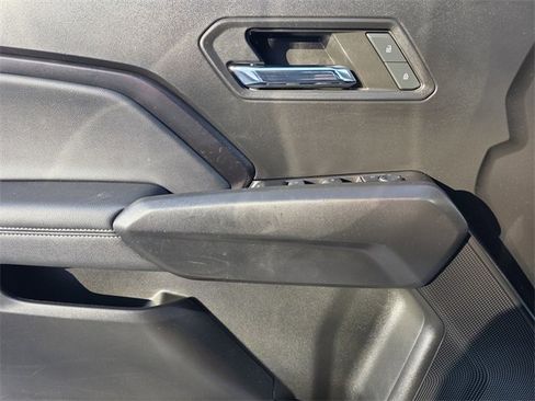 Used 2024 GMC Canyon Elevation image 16