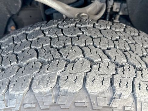 Certified 2021 GMC Sierra 1500 AT4 image 11