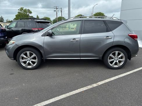 Used 2013 Nissan Murano LE w/ Platinum Pkg AWD/4WD image 2