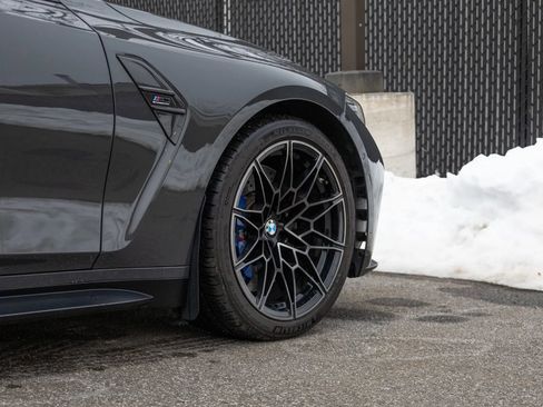 Used 2022 BMW M3 Competition w/ M Carbon Exterior Package image 16