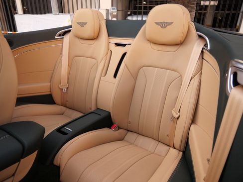 New 2026 Bentley Continental GTC image 17