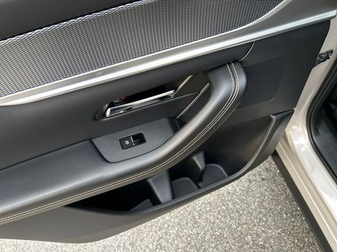 Used 2025 MAZDA CX-90 3.3 Turbo w/ Premium Plus Pkg image 26