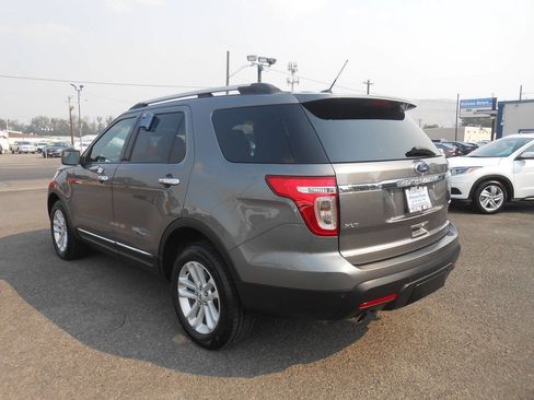 Used 2012 Ford Explorer XLT AWD/4WD image 7
