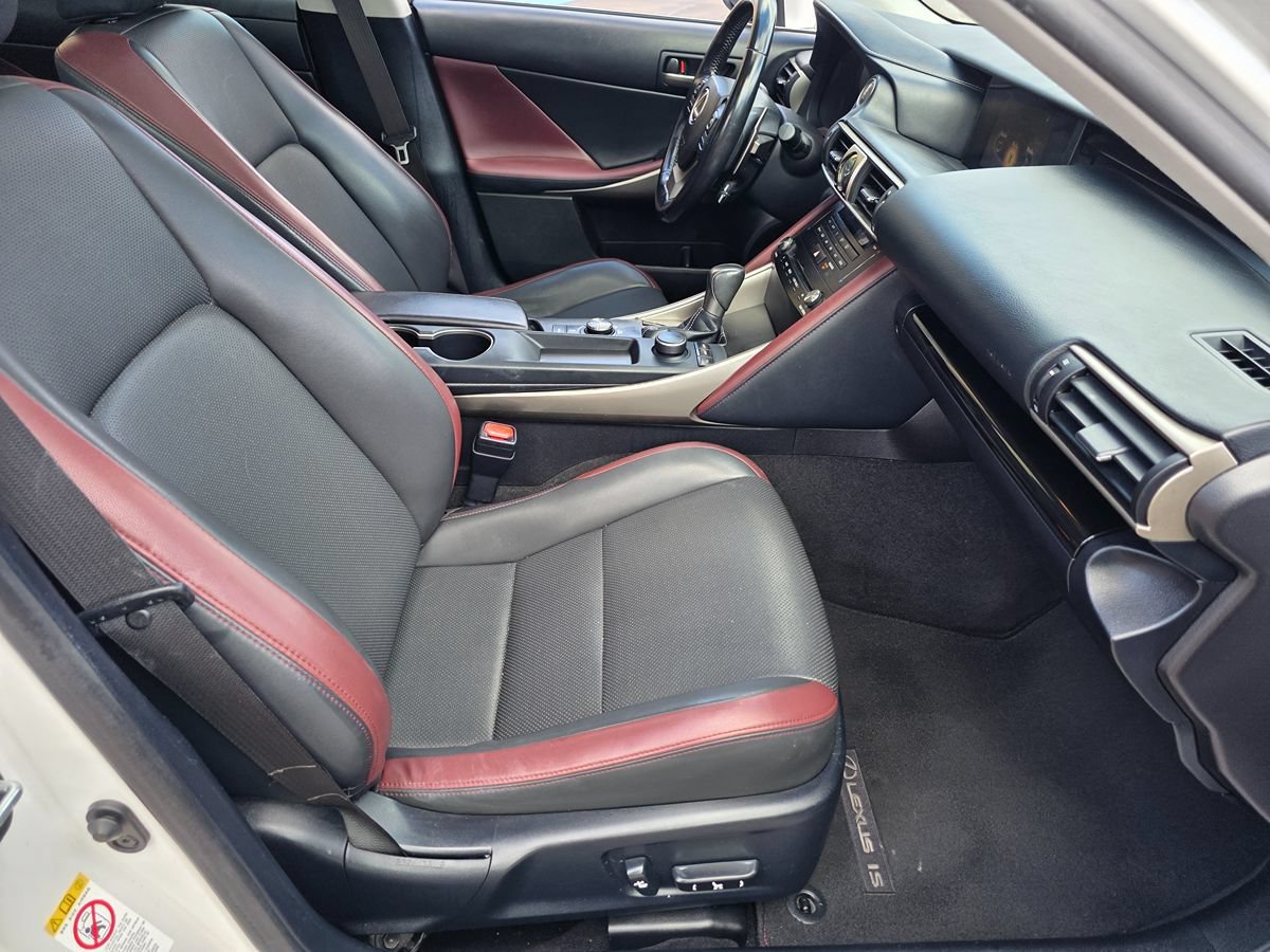 Used 2017 Lexus IS 200t RWD image 14
