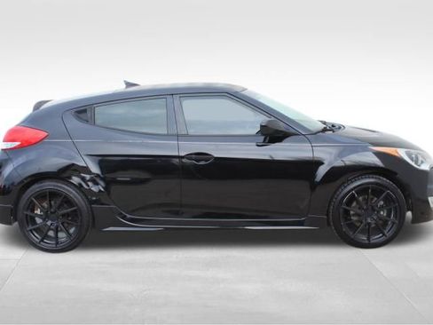 Used 2013 Hyundai Veloster RE:MIX Edition image 5